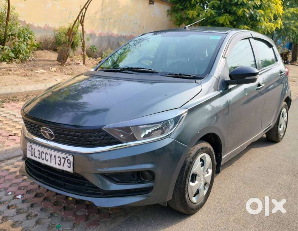Tata Tiago 1.2 Revotron Xt (o), 2023, Petrol