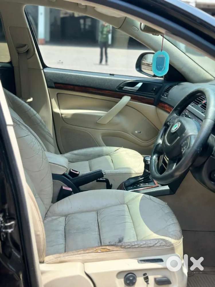 Skoda Laura 2011