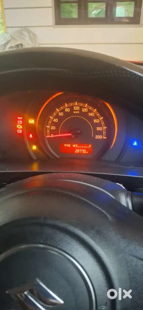 Maruti Suzuki Swift 2020 Petrol 28000 Km Driven Yi