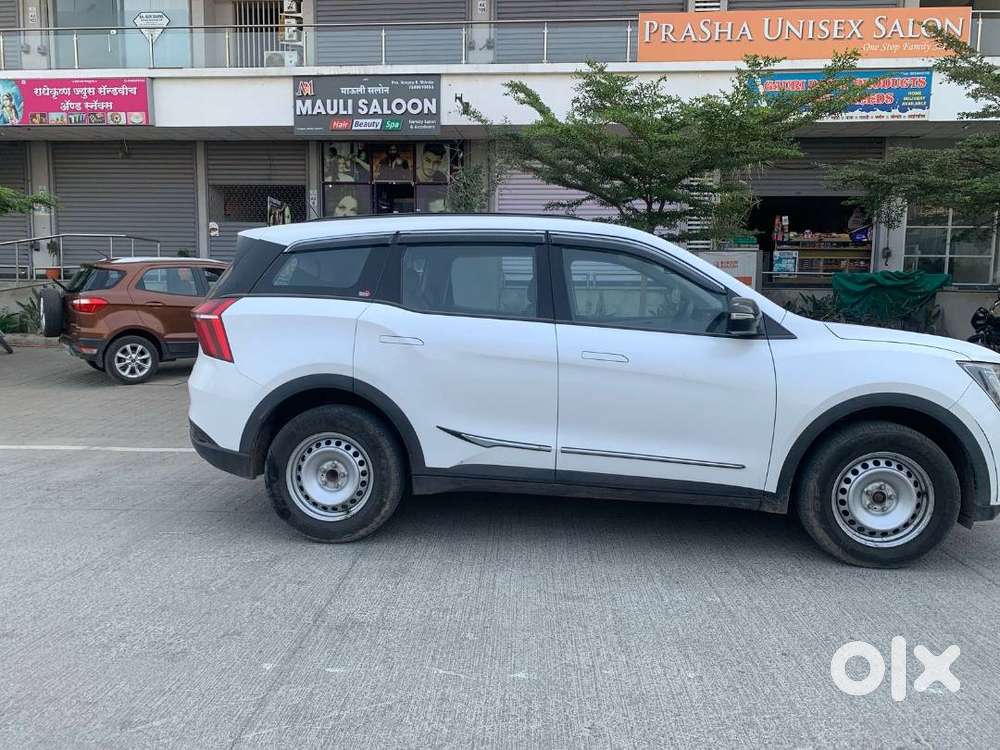 Mahindra Xuv700 Mx Diesel 2023 Good Condition New Battery + New Tier