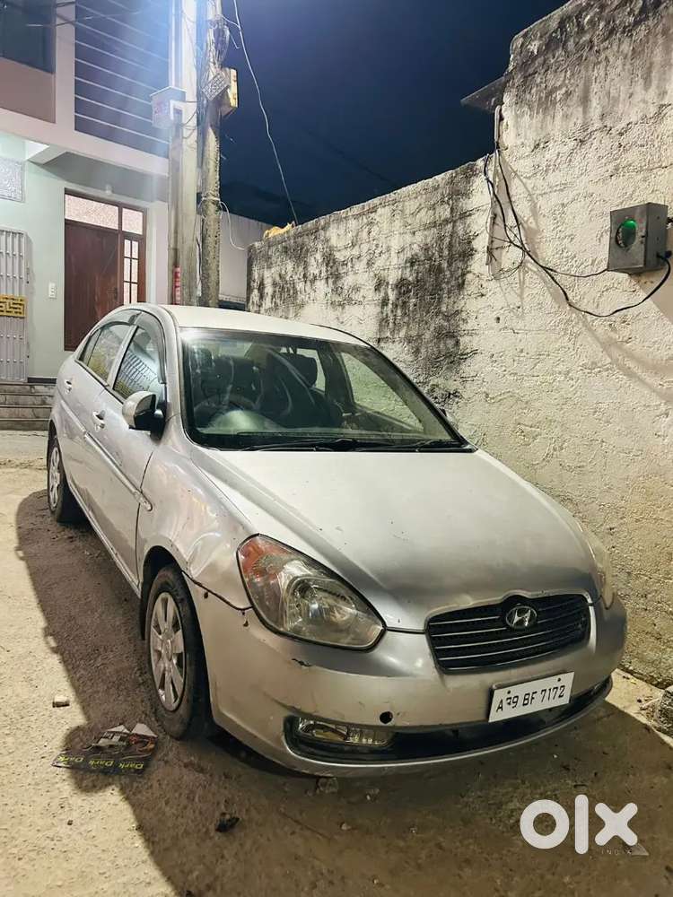 Hyundai Verna 2006 Petrol 100250 Km Driven