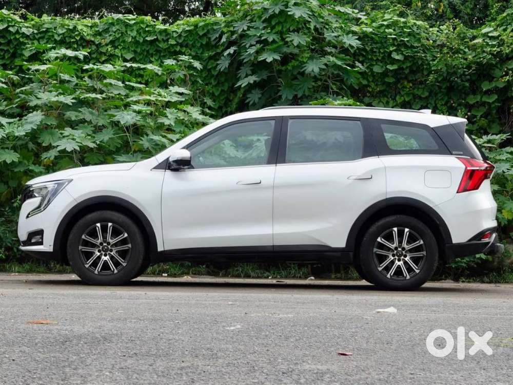 Mahindra Xuv700 2.0 Ax 7 Petrol At Luxury Pack Str, 2023, Petrol