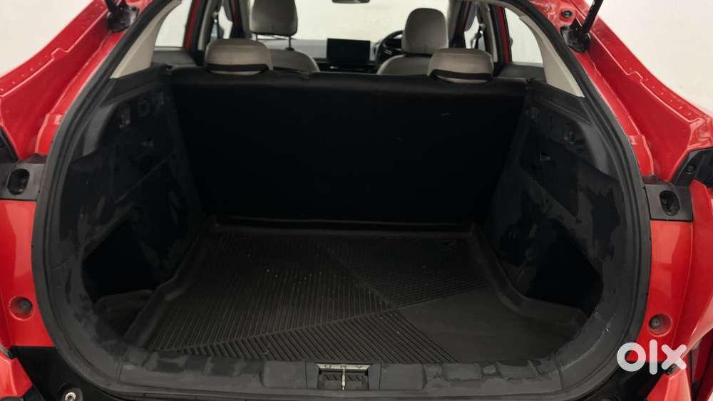 Tata Curvv Pure Plus S 1.2 Revotron Petrol 7dca, 2025, Petrol