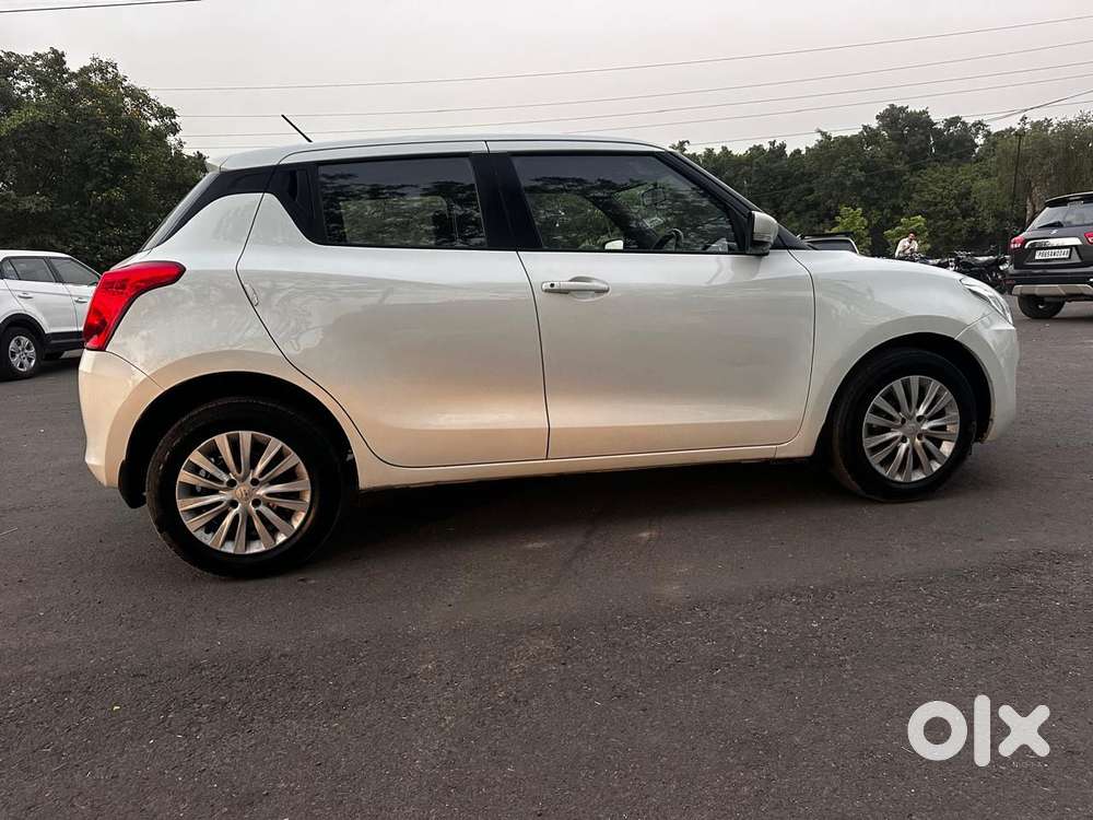 Maruti Suzuki Swift Vxi + Manual, 2019, Petrol