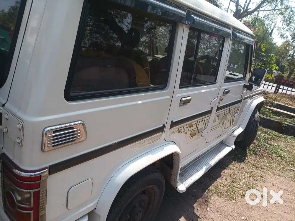 Bolero Top Model Zlx Crdi Engine With 15km Average In Excellent Condto