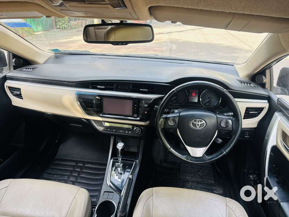 Toyota Corolla Altis 2013-2017 Vl At, 2014, Petrol