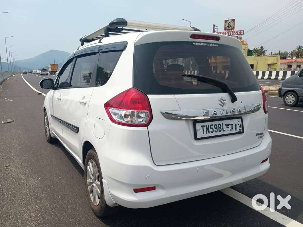 Maruti Ertiga Zdi+ Shvs Diesel  Top End Model  New Tyres