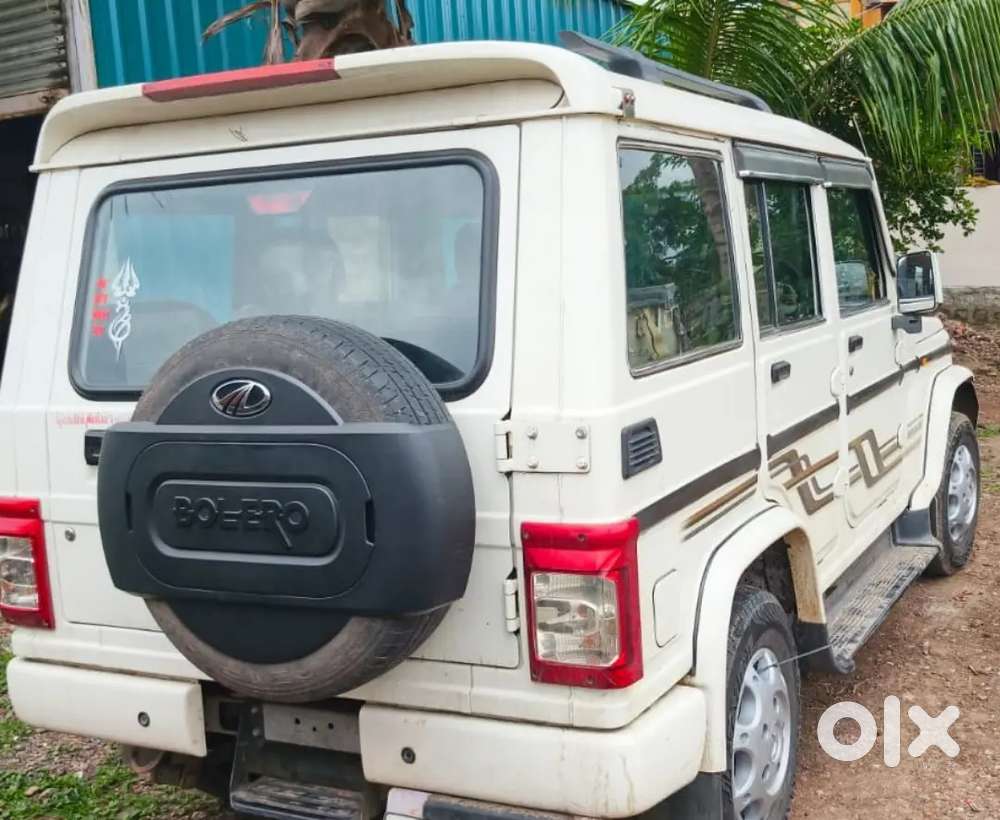 Mahindra B6 2023