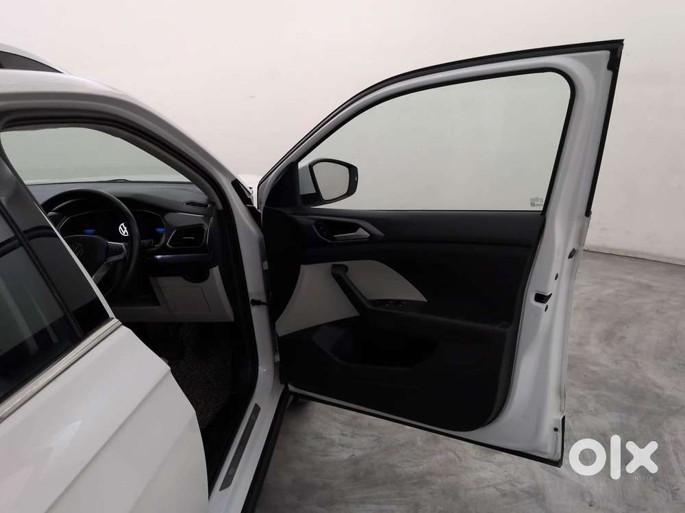 Volkswagen Taigun Topline 1.0 Tsi At (electric Seats), 2022, Petrol