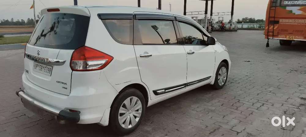 Ertiga Vdi Shvs Smart Hybrid 
Fast Owner 2016 
New Insurance Zero Dep