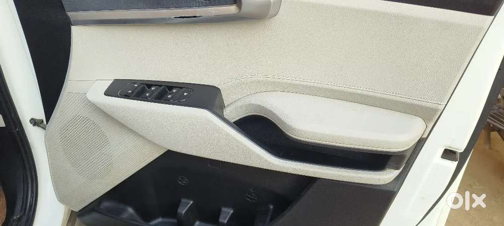 Kia Carens 2024 Petrol 50000 Km Driven