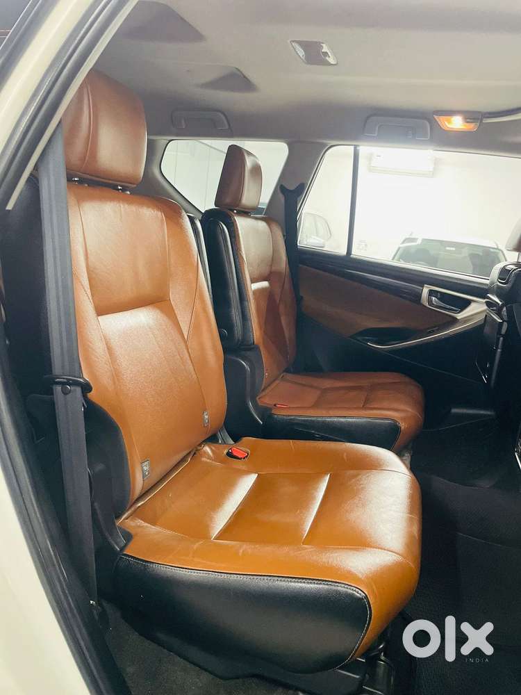 Toyota Innova Crysta 2.8 Zx At, 2016, Diesel