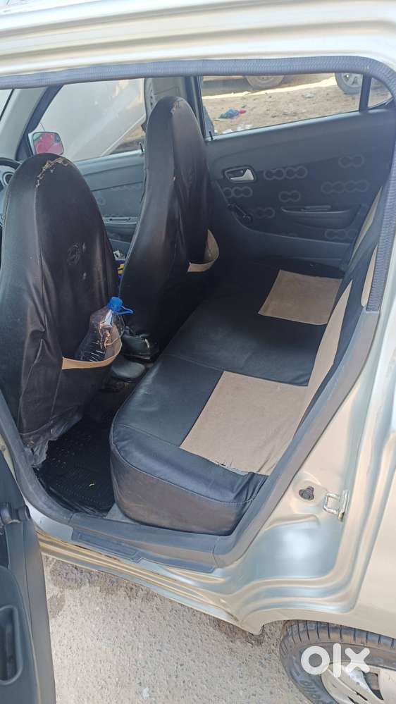 Single Hand Driven,good Condition,cng Fitting,