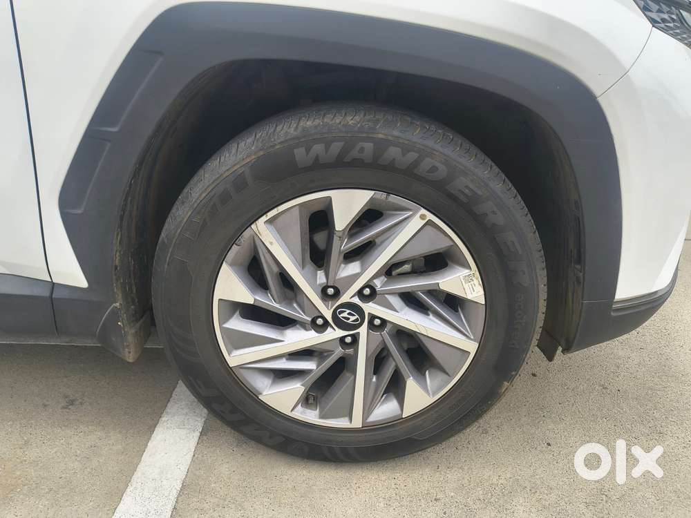 Hyundai Tucson 2.0 Signature Petrol At, 2023, Petrol