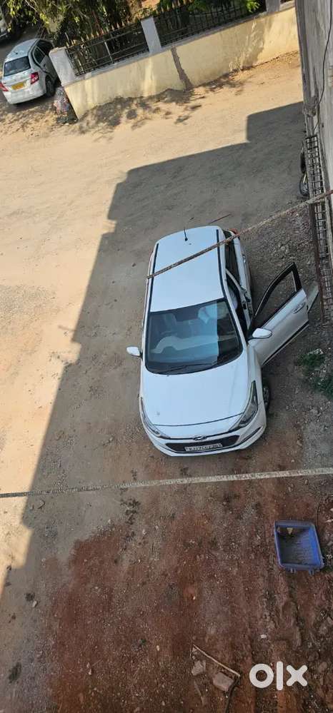 Hyundai Elite I20 2015 Diesel 165000 Km Driven