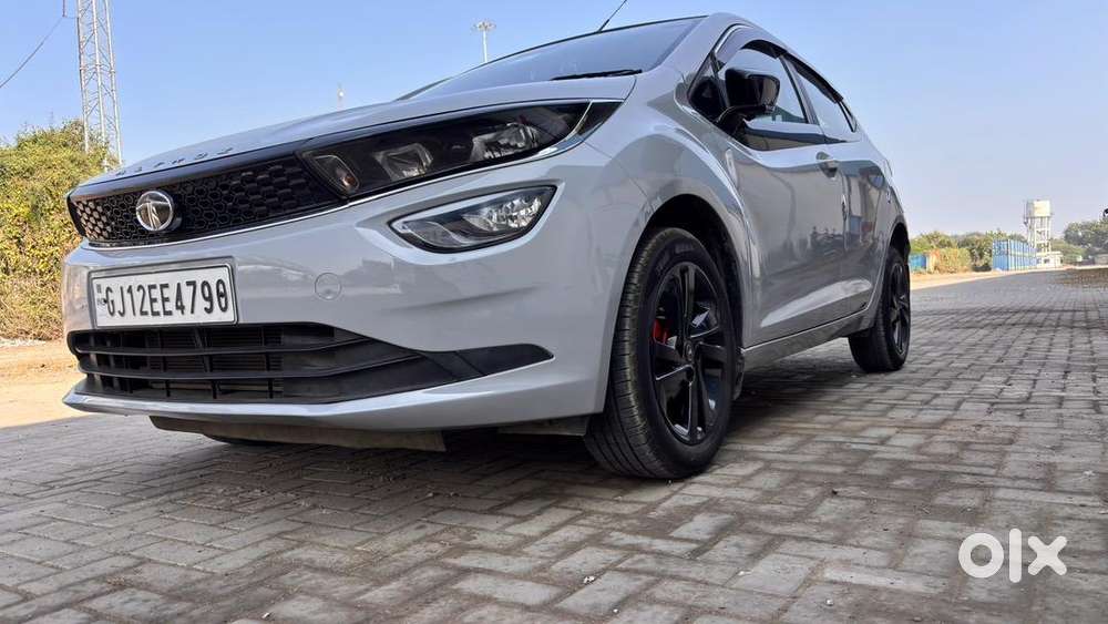 Tata Altroz 2020 Pure Grey Petrol Well Maintained