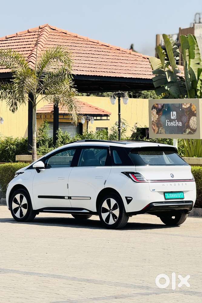 Mg Windsor Ev Essence, 2024, Electric