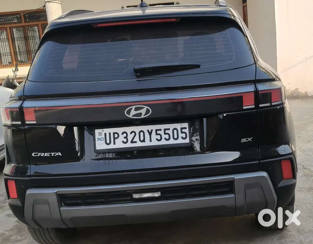 Creta Black