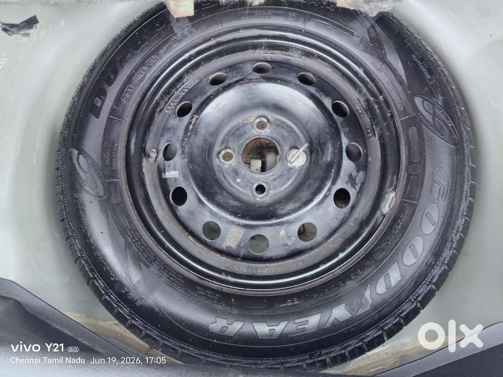 Maruti Suzuki Swift Vxi, 2012, Petrol