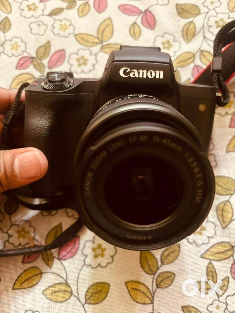 Canon EOS M50 Mark II Mirrorless Camera EF -M15-45mm is STM Lens Black