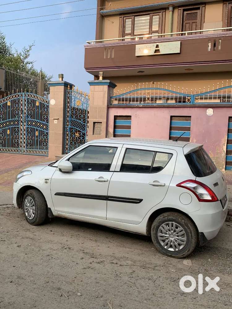 Maruti Suzuki Swift 2015 Petrol Well Maintained