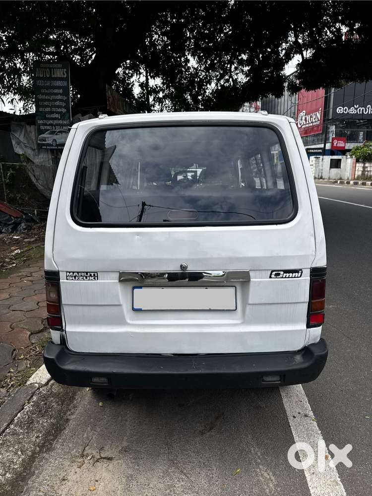 Maruti Suzuki Omni 5 Seater, 2011, Petrol