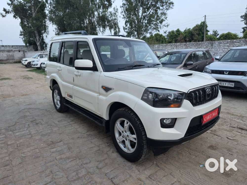Mahindra Scorpio S10 4wd, 2017, Diesel
