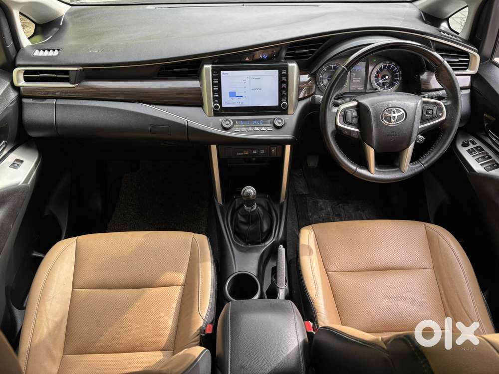 Toyota Innova Crysta [2020-ongoing] 2.4 Zx 7 Str, 2022, Diesel