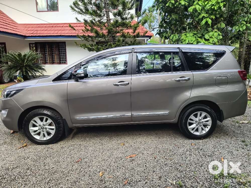 Toyota Innova Crysta 2017 Diesel Automatic