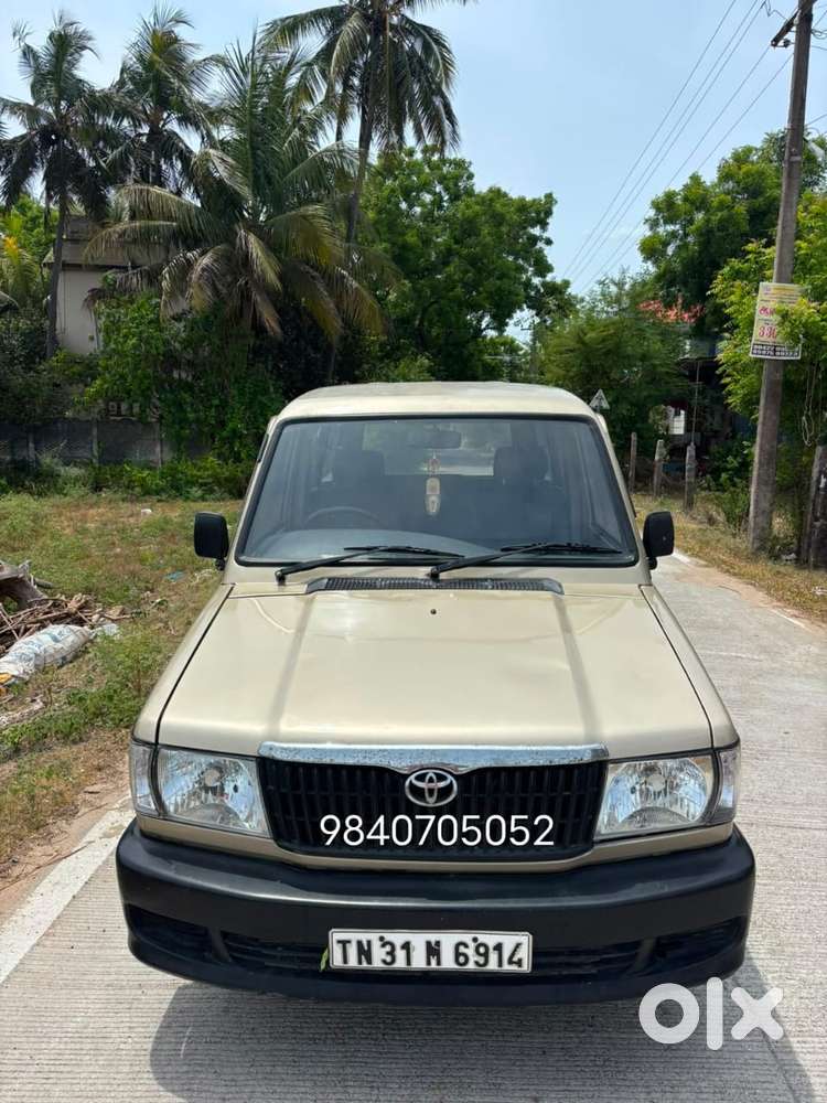Toyota Qualis, 2003