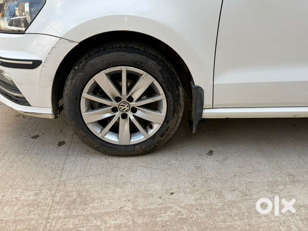 Volkswagen Ameo 2017 Petrol 44,500 Km Driven 1st Owner