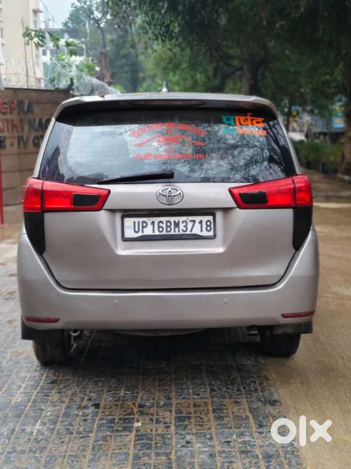 Toyota Innova Crysta 2.4 V 7 Str, 2017, Diesel