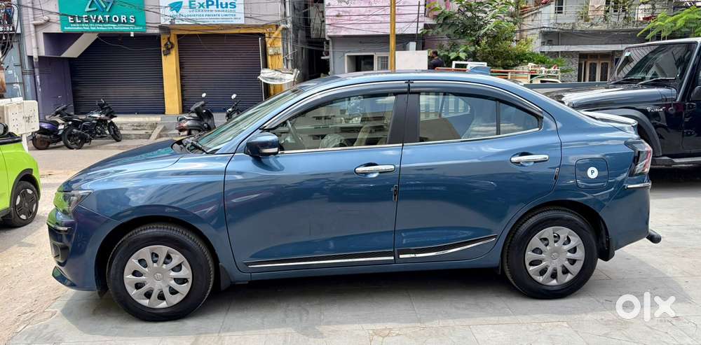 Maruti Suzuki Dzire 1.2 Vxi, 2025, Petrol