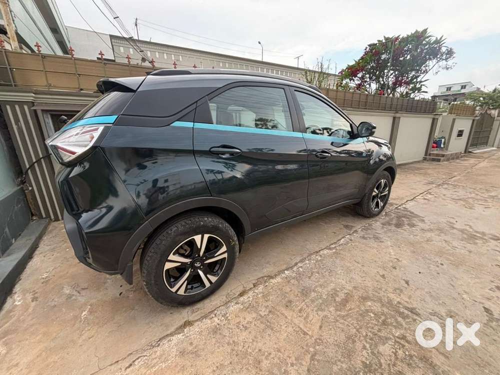 Tata Nexon Ev Max Xz+ Lux 2023 – High Range,battery Soh 94%
