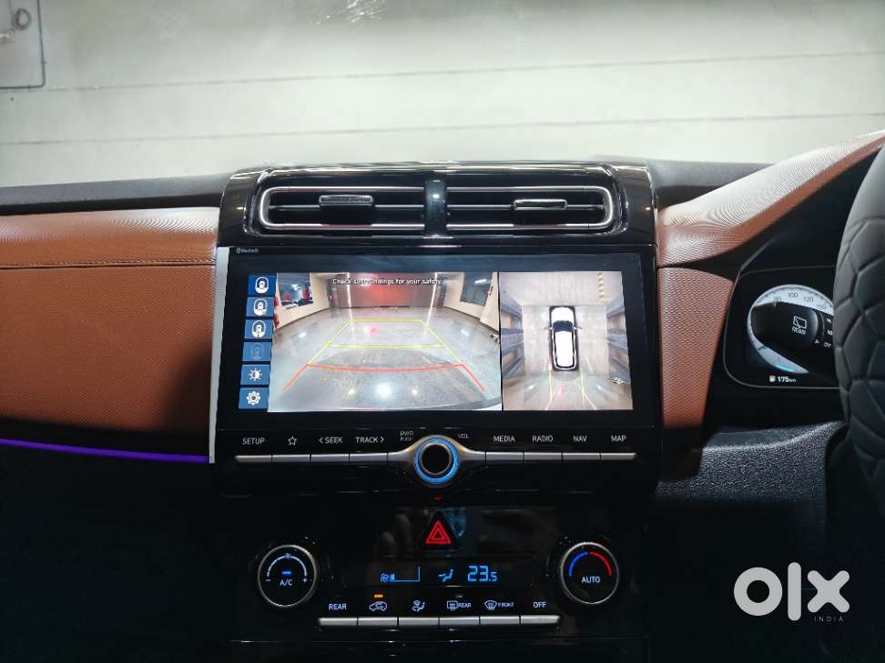 Hyundai Alcazar Signature (o) 6 Str 1.5 Petrol Dct, 2023, Petrol