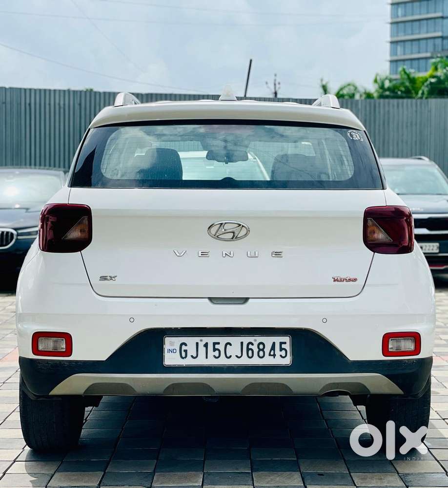 Hyundai Venue 1.0 Sx (o) Turbo Dct, 2019, Petrol
