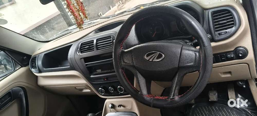 Mahindra Tuv 300 2016