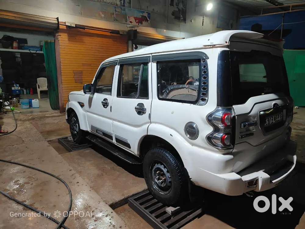 Mahindra Scorpio 2015 Diesel 200000 Km Driven