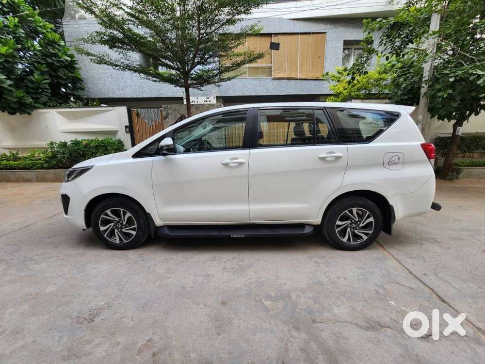 Toyota Innova Crysta 2.4 G Mt 7 Str, 2021, Diesel