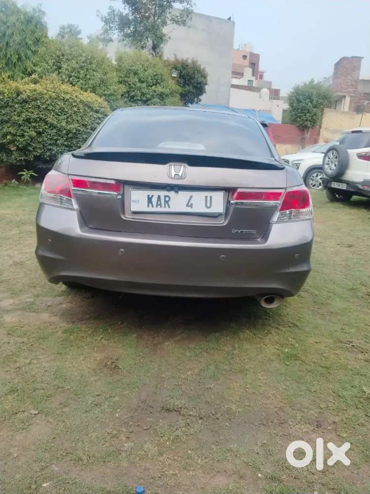 Honda Accord 2.4 At Cng Sunroof 2013