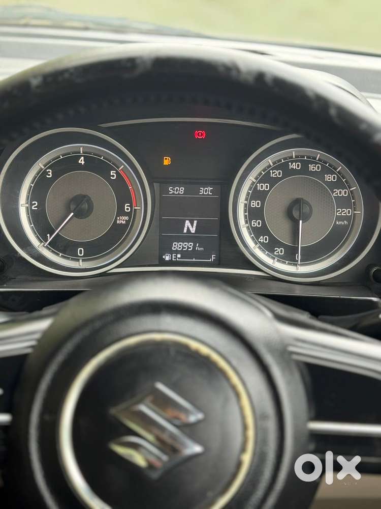 Maruti Suzuki Swift Dzire Zdi + Amt, 2018, Diesel