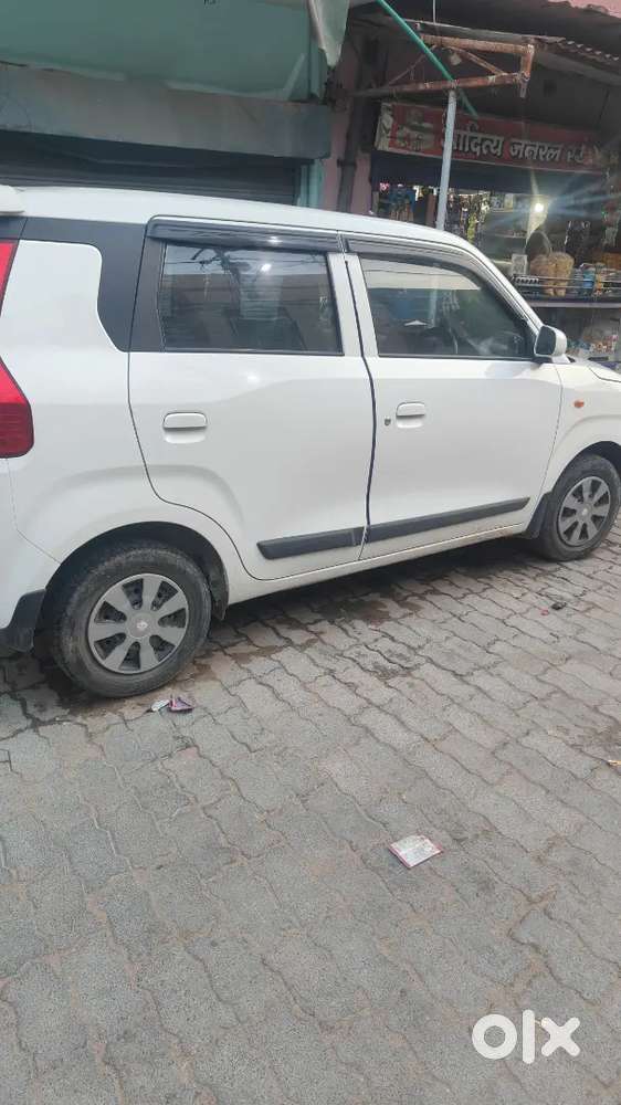 Maruti Suzuki Wagon R 1.0 2023 Cng & Hybrids 33000 Km Driven