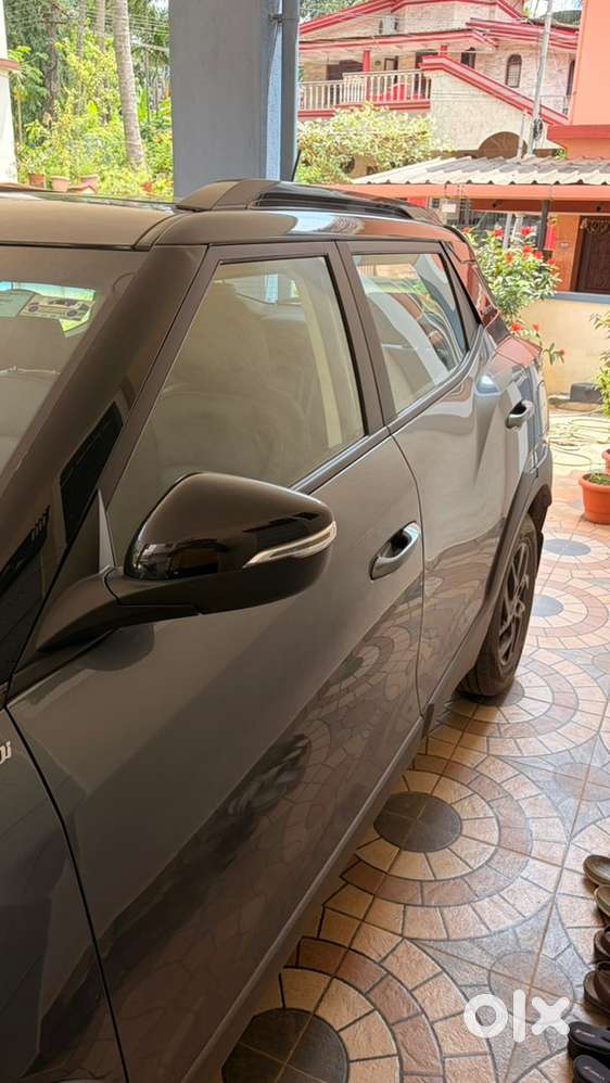 2025 Mahindra Xuv 3xo Revx A Petrol Manual