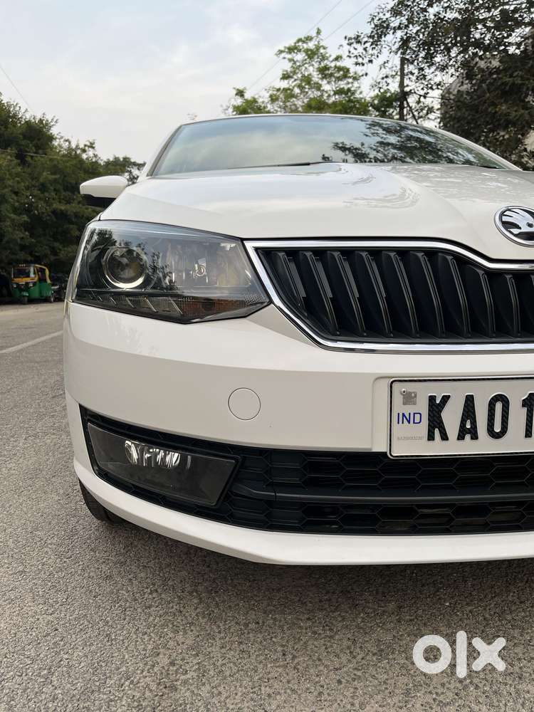 Skoda Rapid 1.0 Ambition Tsi At, 2020, Petrol