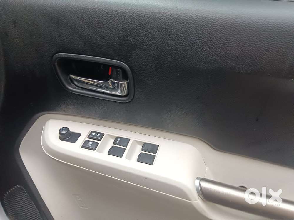 Maruti Suzuki Ignis 1.2 Delta Amt, 2017, Petrol