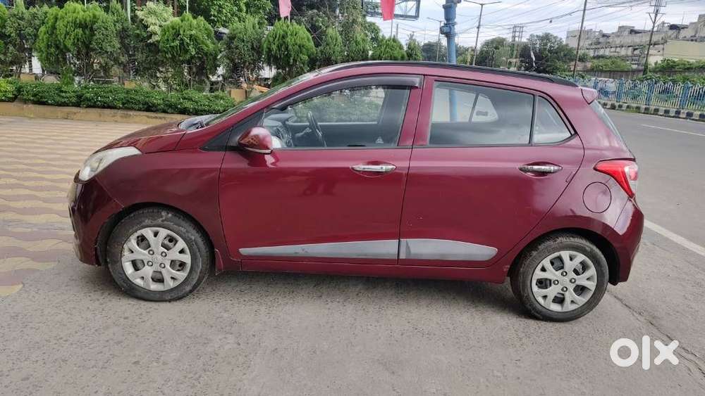 Hyundai Grand I10 Sportz, 2014, Petrol