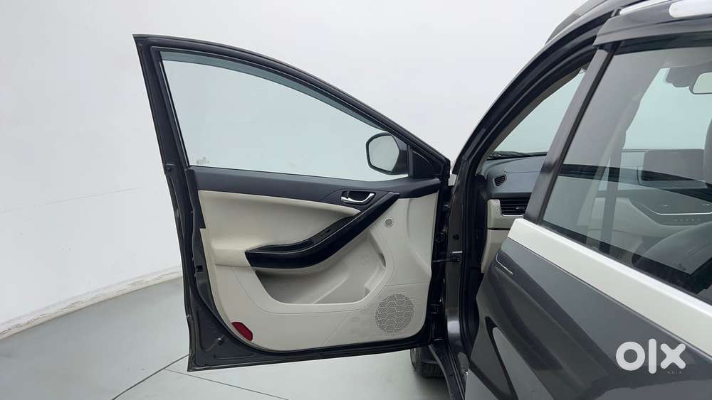 Tata Nexon 1.2 Revotron Xz Plus (s), 2023, Petrol