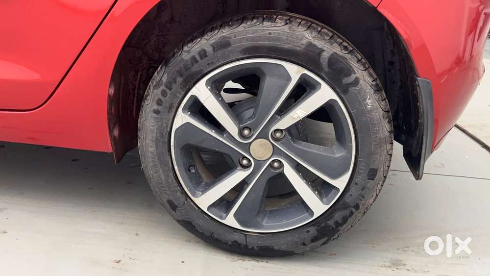 Tata Altroz Xza Petrol, 2022, Petrol
