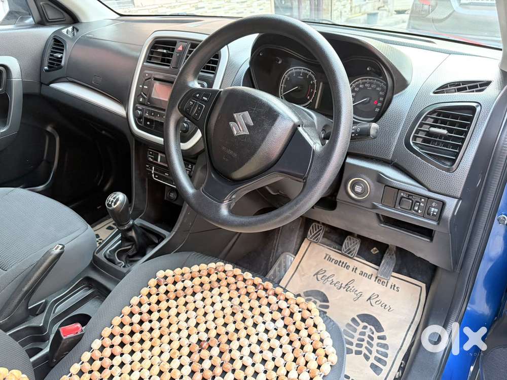 Maruti Suzuki Brezza 1.5 Vxi Smart Hybrid, 2022, Petrol