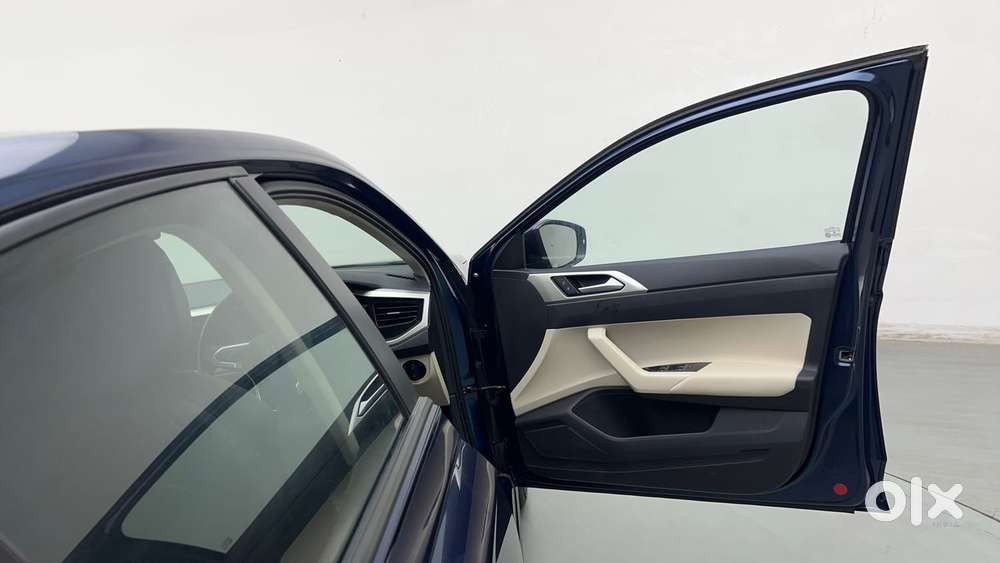 Volkswagen Virtus Highline Plus 1.0 Tsi At, 2023, Petrol